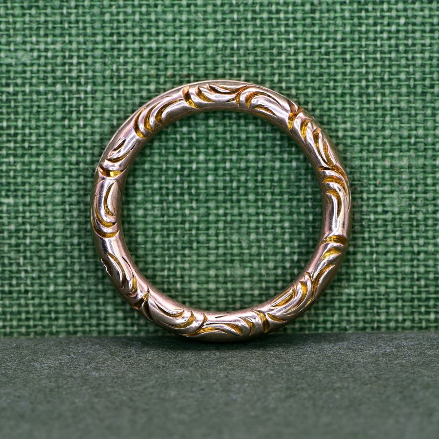 Antique The Antique Early 19th Century Petite Split Ring