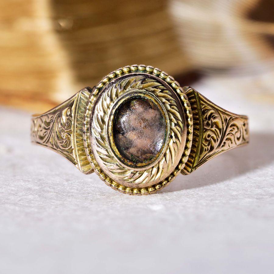 The Antique Victorian Oval Hairpiece Mourning Ring