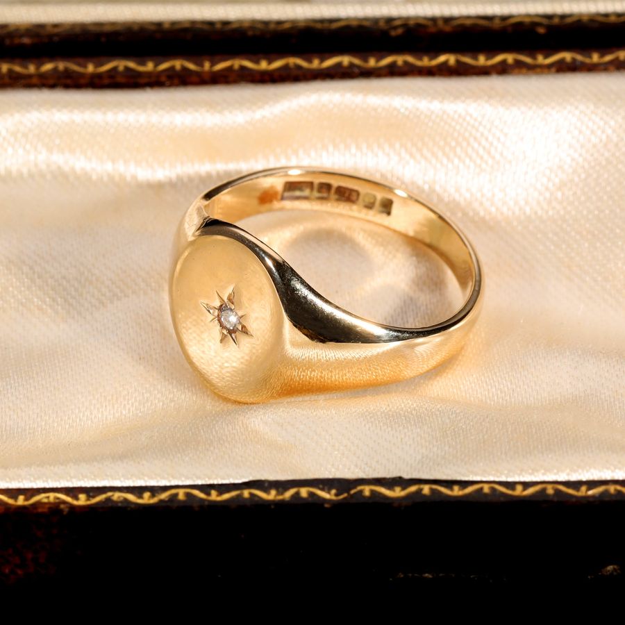 Antique The Vintage 1979 Diamond Star Signet Ring