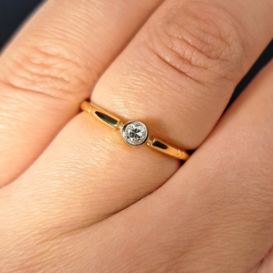 Antique The Antique 1914 Solitaire Brilliant Cut Diamond Dainty Ring