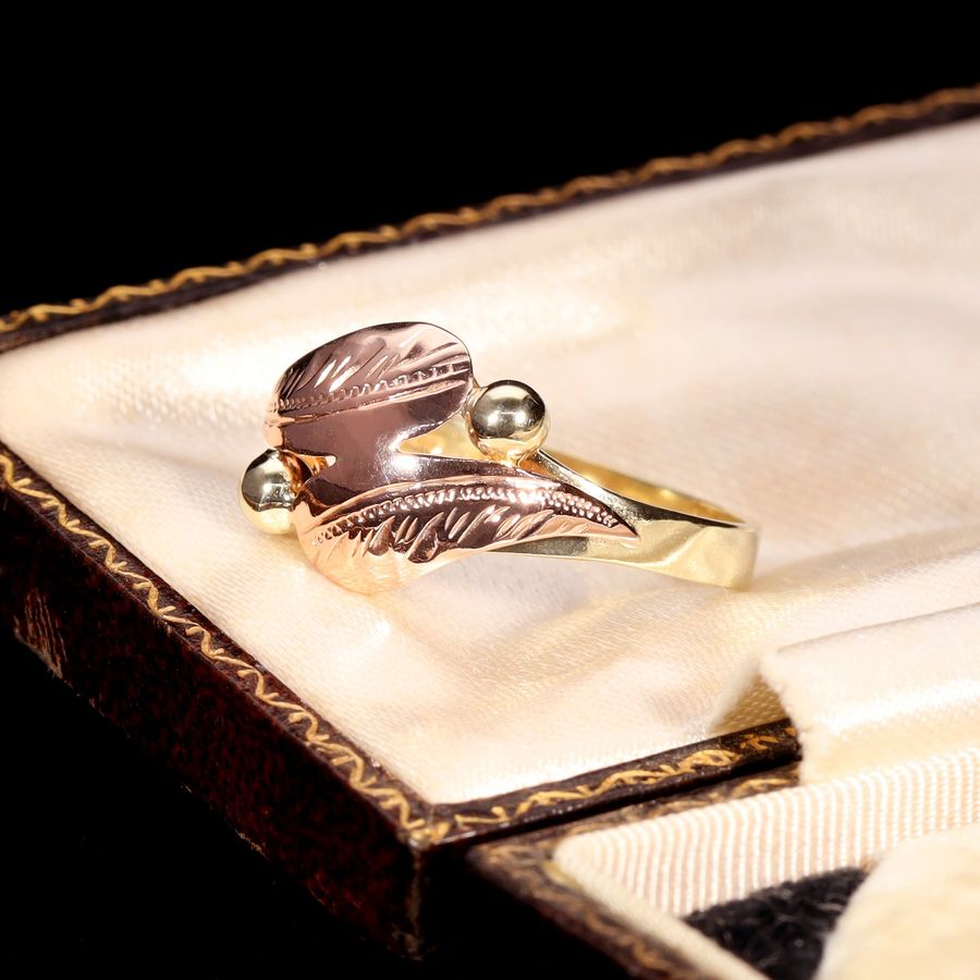 Antique The Vintage Two Feathers Ring