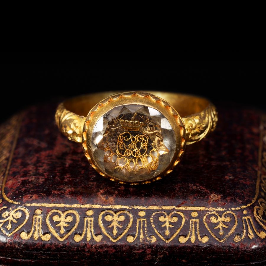 Antique The Ancient 17th Century Memento Mori Gold Thread Cherub Ring