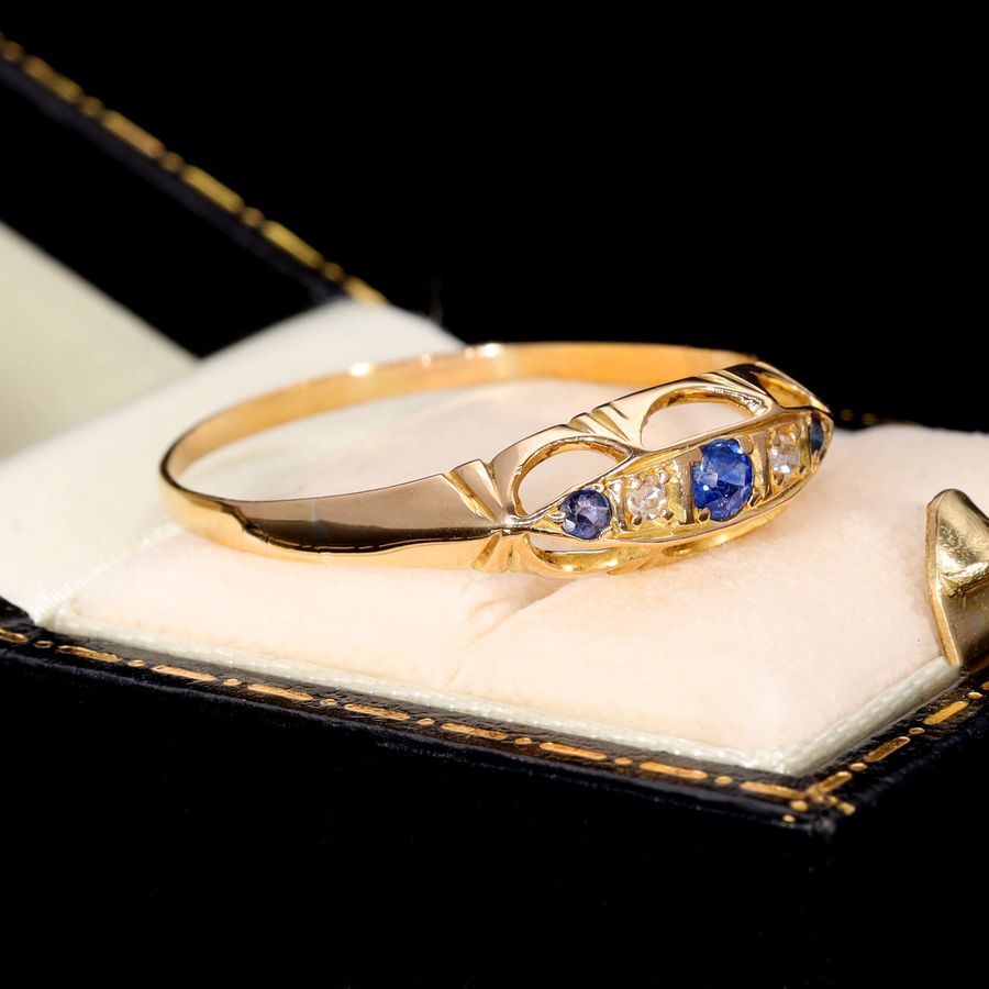 Antique The Antique Sapphire and Diamond Boat Ring