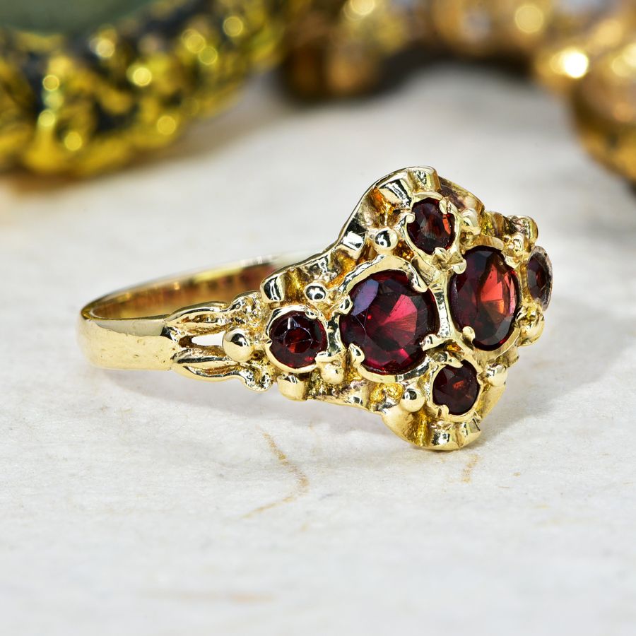 Antique The Vintage 1972 Garnet Cluster Ring