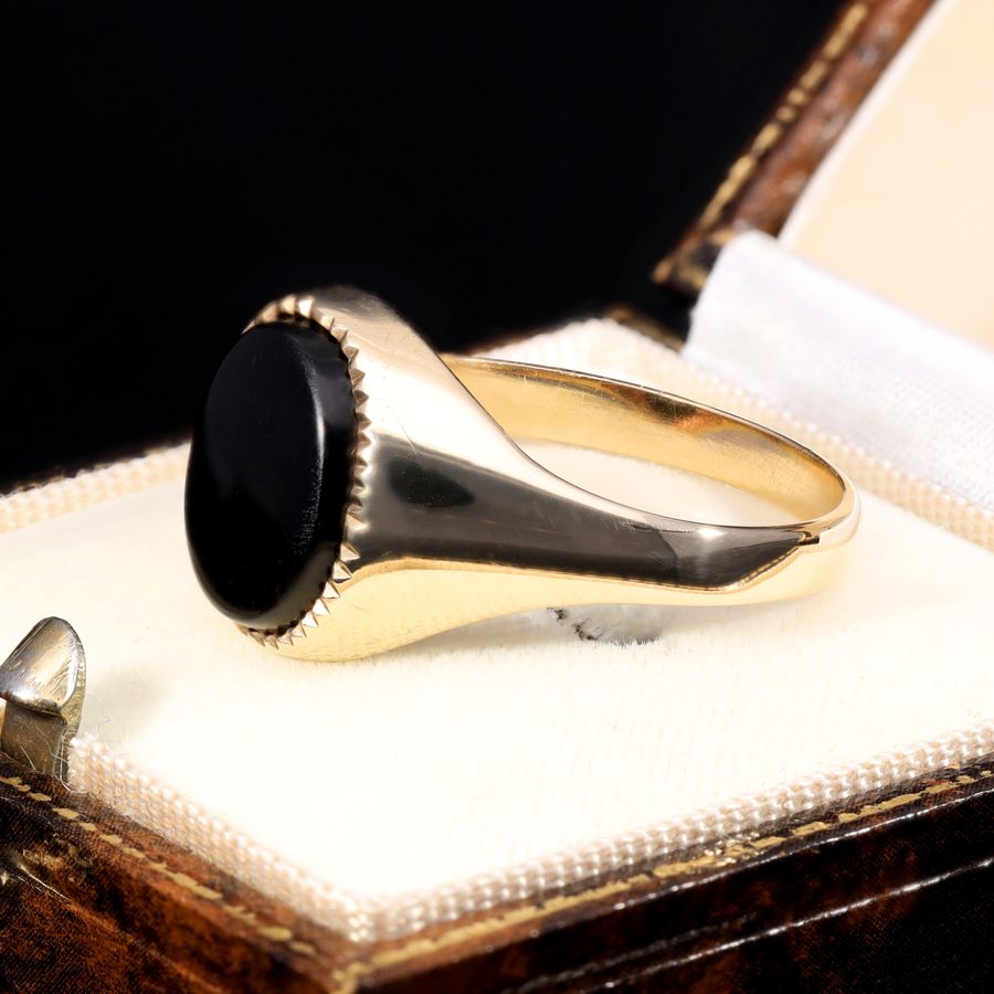 Antique The Vintage Onyx Classic Signet Ring