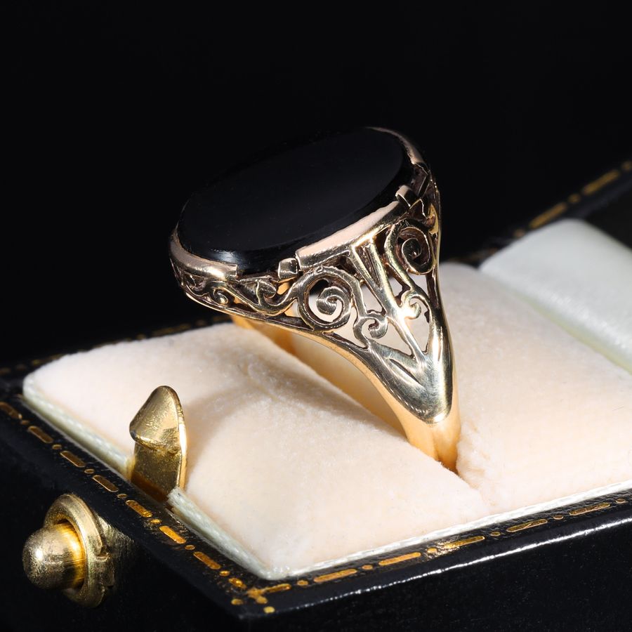 Antique The Vintage Onyx Signet Scrollwork Ring