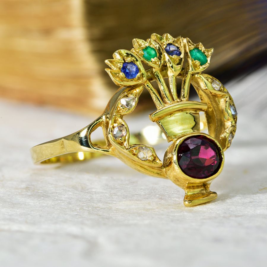 Antique The Vintage 1988 Gemstone Flamboyant Vase Ring