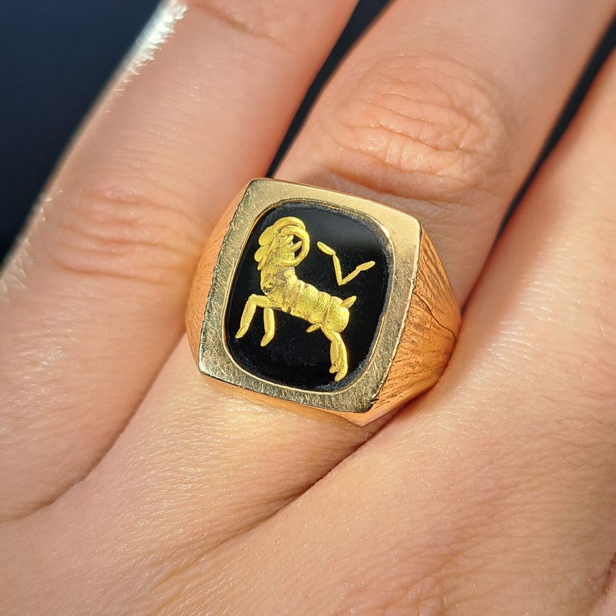 Antique The Vintage 1983 Aries Signet Ring