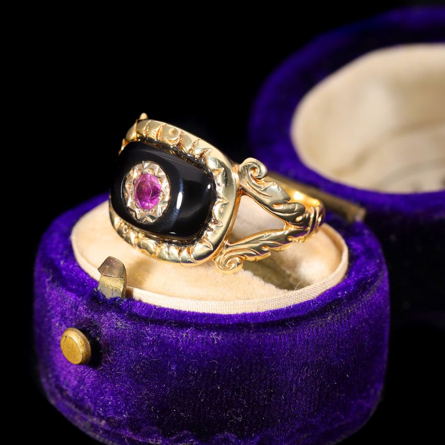 Antique The Antique Early Victorian Amethyst and Black Onyx Mourning Ring