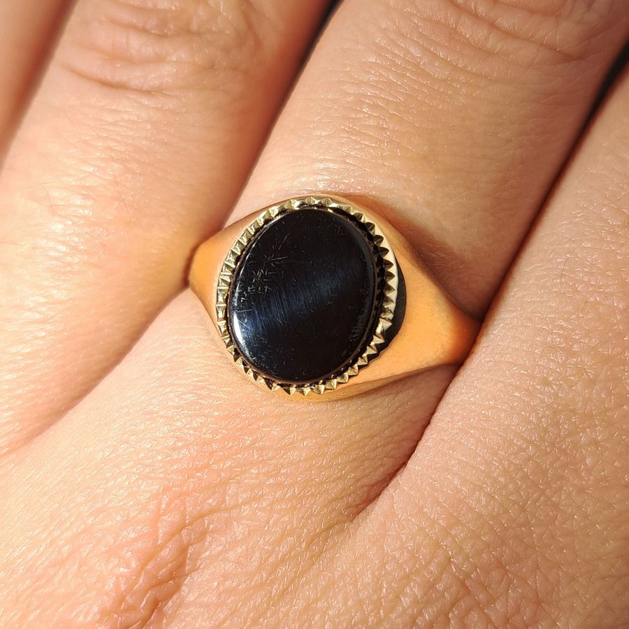 Antique The Vintage Onyx Classic Signet Ring