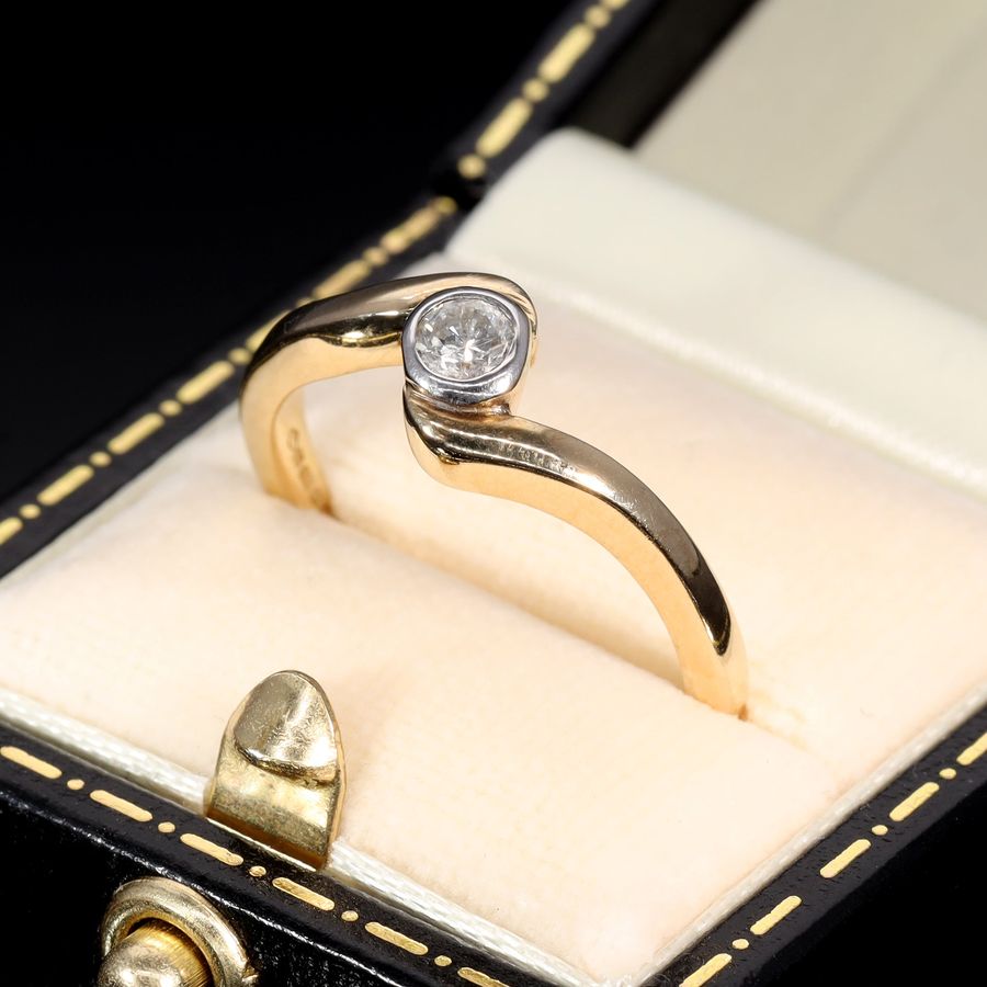 Antique The Vintage Solitaire Brilliant Cut Diamond Twist Ring