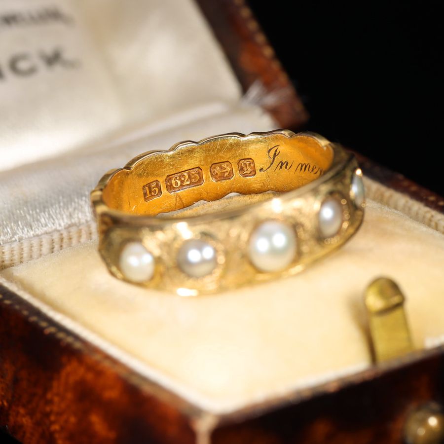 Antique The Antique Victorian Pearl and Plaited Hair Mourning Ring