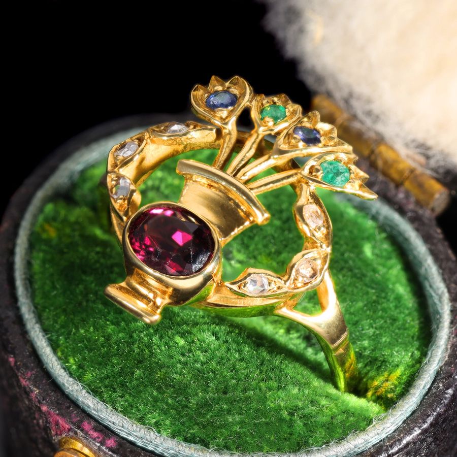 Antique The Vintage 1988 Gemstone Flamboyant Vase Ring