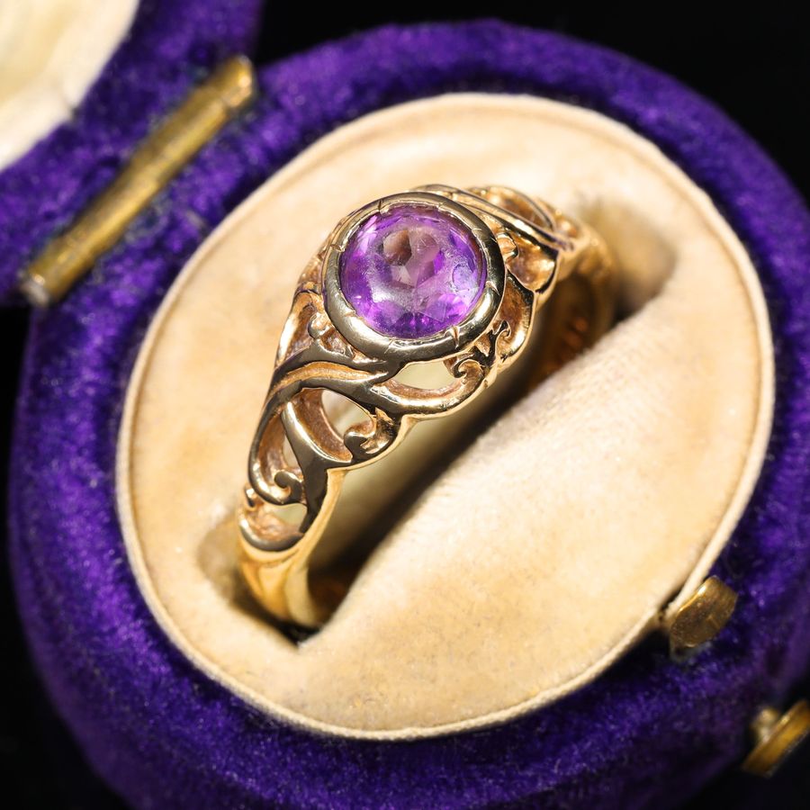 Antique The Vintage 1975 Amethyst Filigree Ring