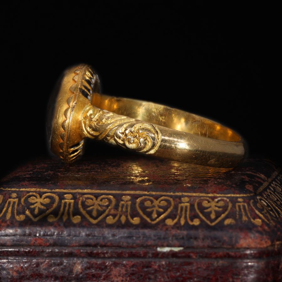 Antique The Ancient 17th Century Memento Mori Gold Thread Cherub Ring