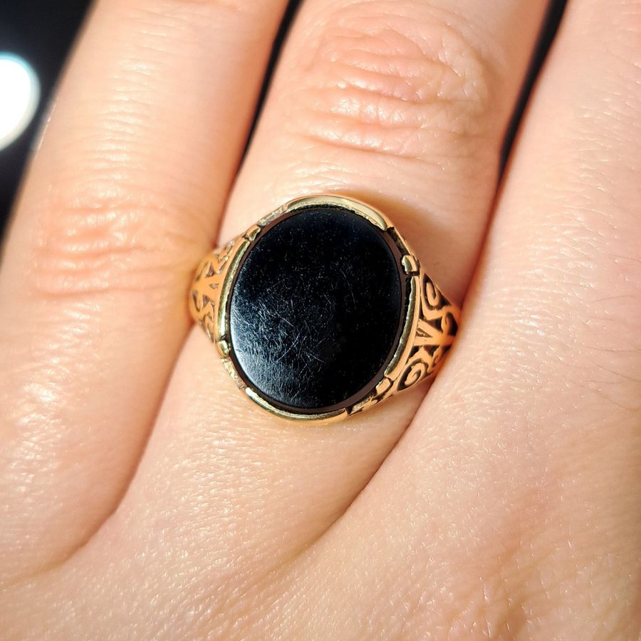 Antique The Vintage Onyx Signet Scrollwork Ring