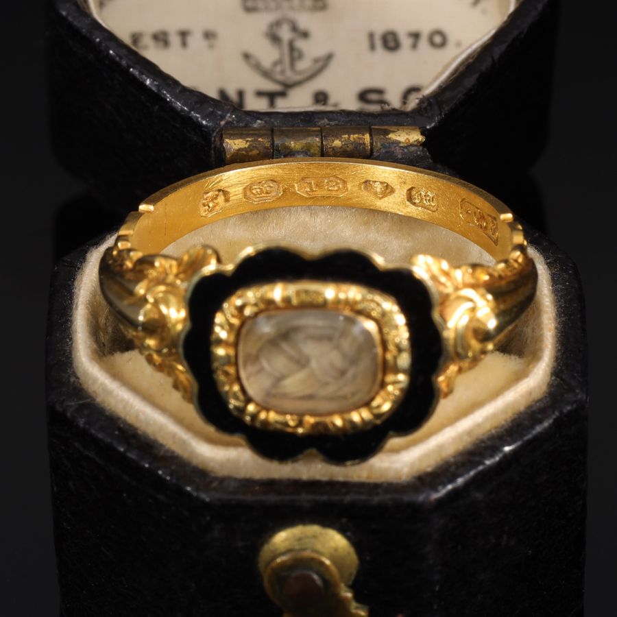 Antique The Antique Victorian 1847 18ct Gold Blonde Hair Mourning Ring