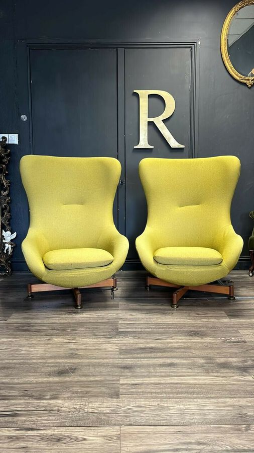 Antique Mid Century Egg Chairs, Modernist Furniture 1960