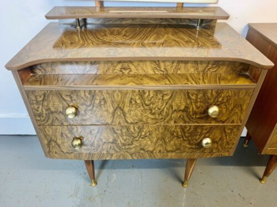 Antique A Beautiful Matching 1950’s Retro Formica Dressing Table & Chest Of Drawers