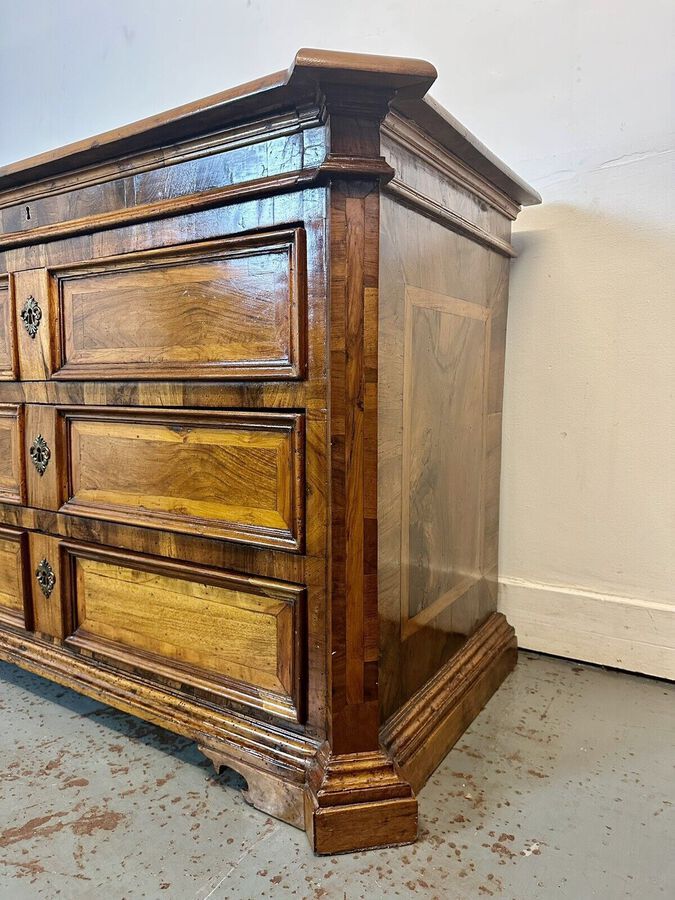 Antique A Rare & Beautiful 19th C Antique Continental Canterano Chest Of Drawers. C1880