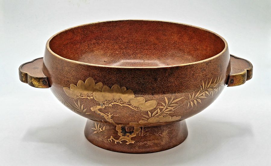 Japanese antique Mimidarai bowl.