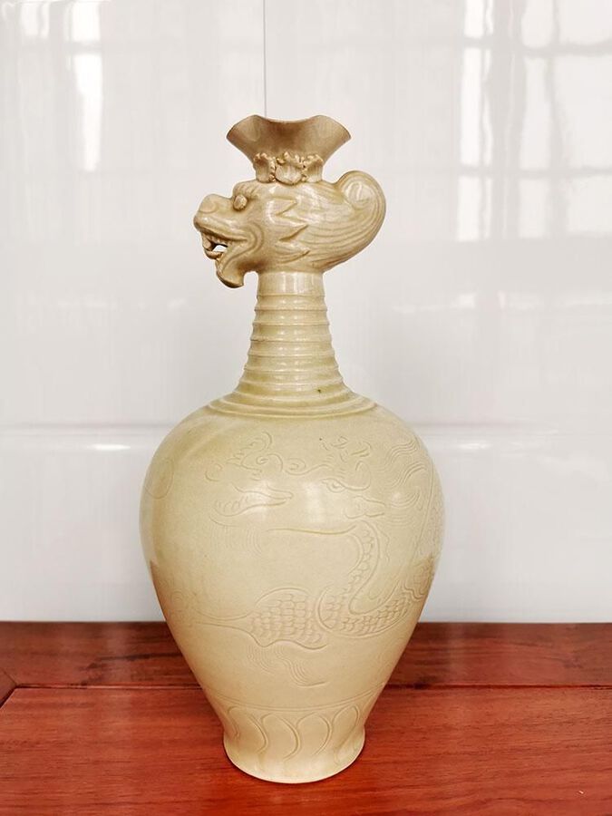 Ding Kiln Dragon Head Pot