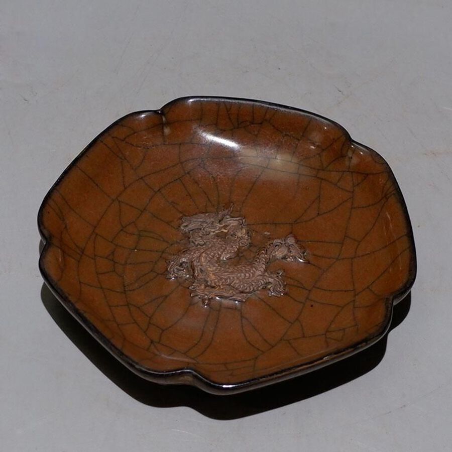 Longquan kiln dragon plate