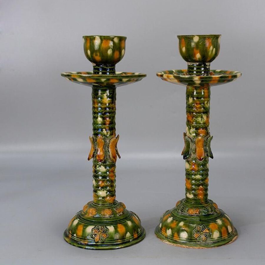 Tri-color swirling candlestick with high foot