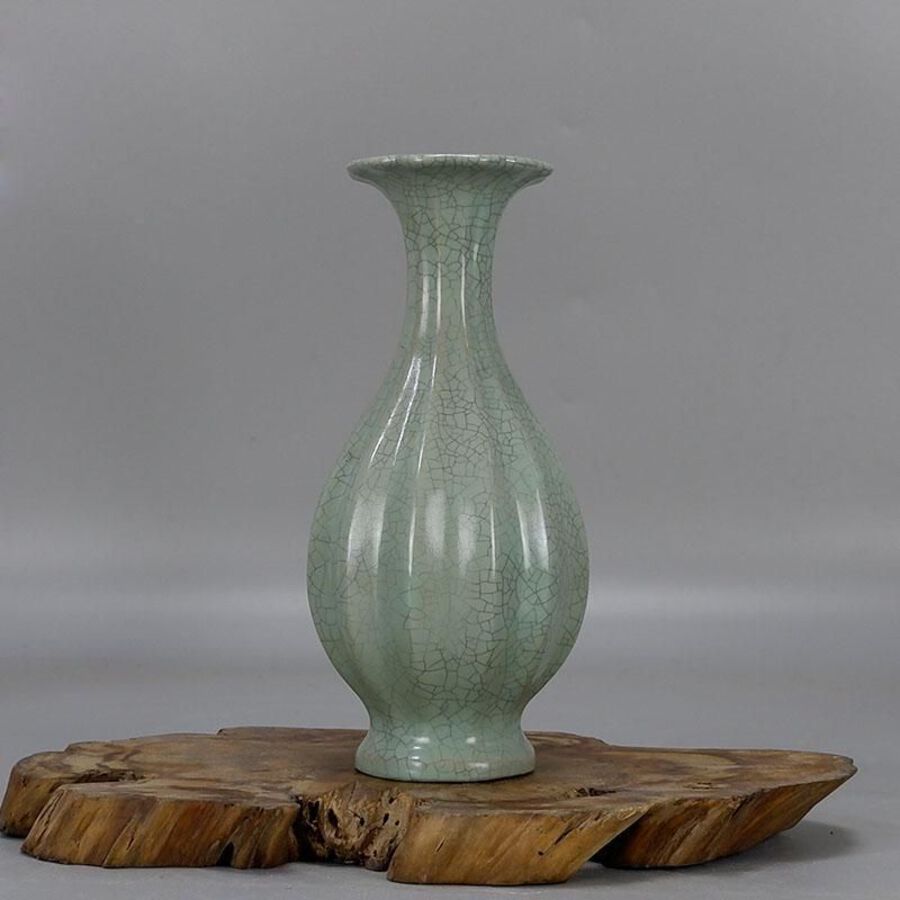 Celadon glaze prismatic jade pot spring vase