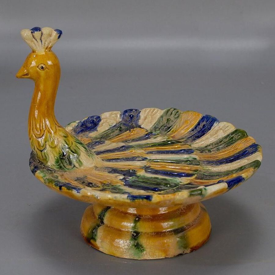 Tri-color peacock-shaped tall fruit plate