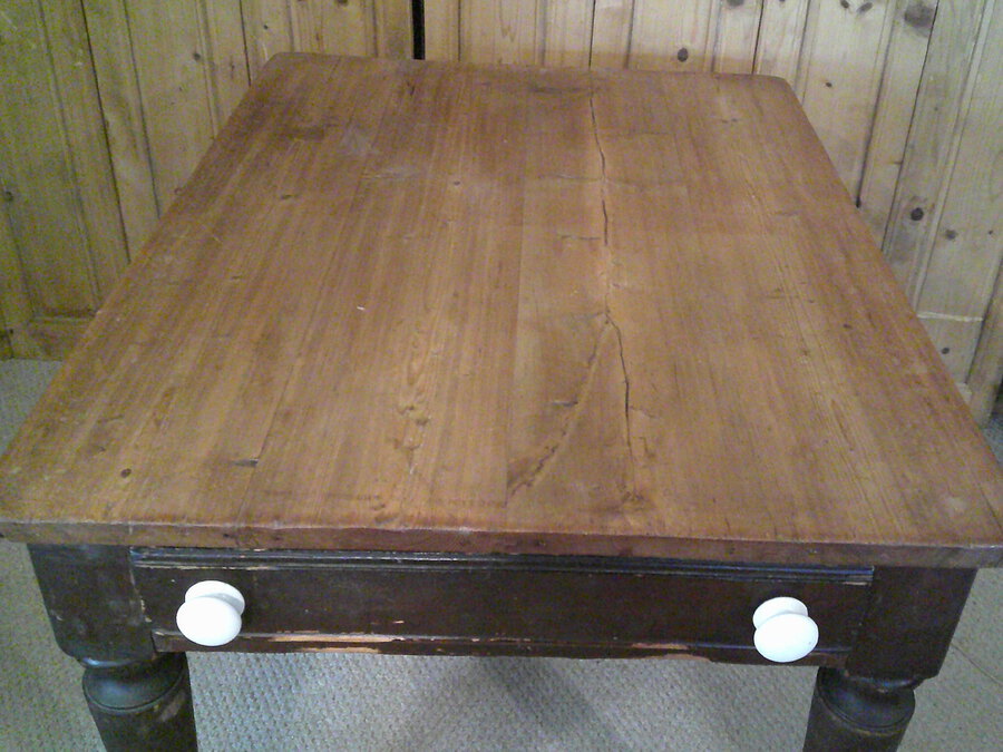 Antique ANTIQUE VICTORIAN COUNTRY PINE DINING TABLE 