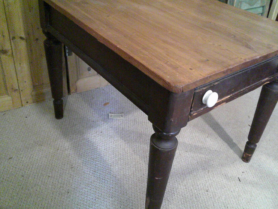 Antique ANTIQUE VICTORIAN COUNTRY PINE DINING TABLE 