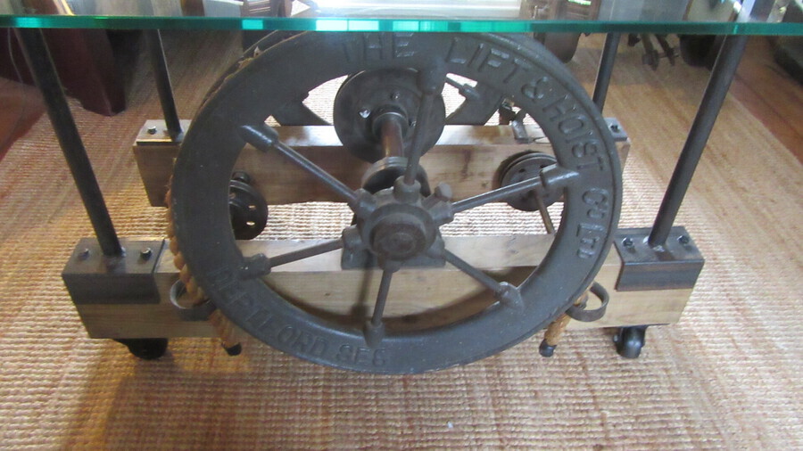 Antique ANTIQUE INDUSTRIAL LIFT MECHANISM COFFEE TABLE 