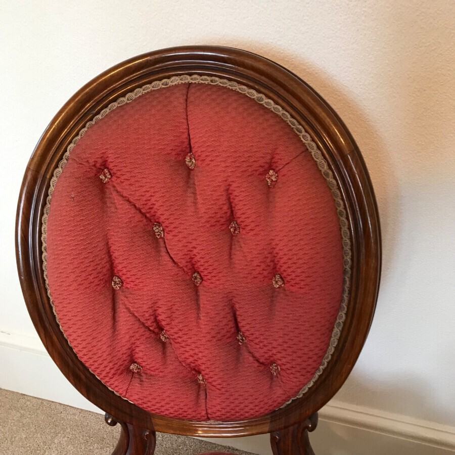Antique Fine Pair Of Victorian Button Back Salon Chairs Circa 1875