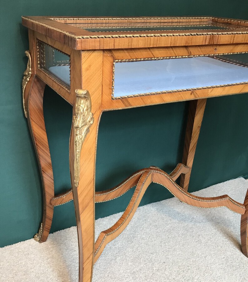 Antique Good Quality Bijouterie Table
