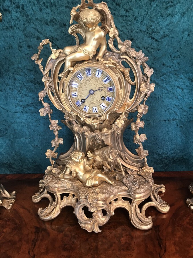 Antique 19th Century 8- Day Striking Clock Set Garniture Circa 1875