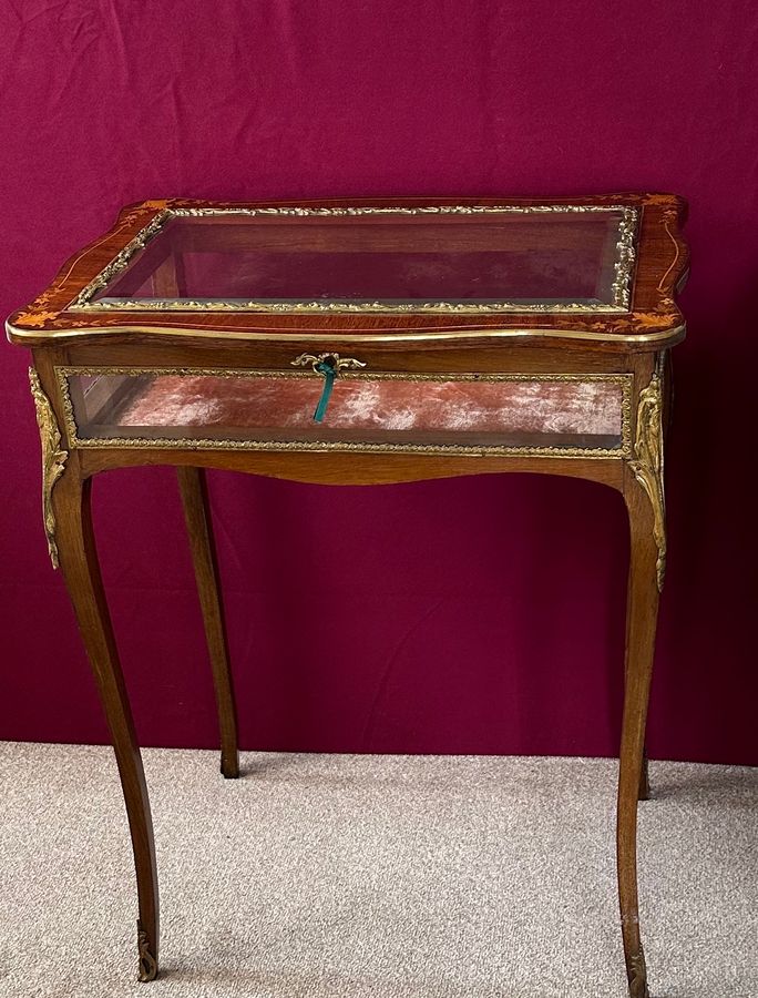 Antique Victorian bijouterie table, circa 1890
