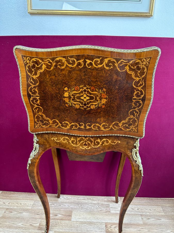 Antique Victorian walnut marquetry Poudreuse, circa 1875