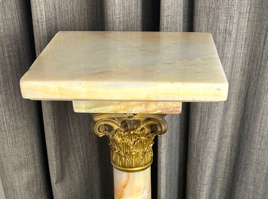 Antique A fine onyx column circa 1900