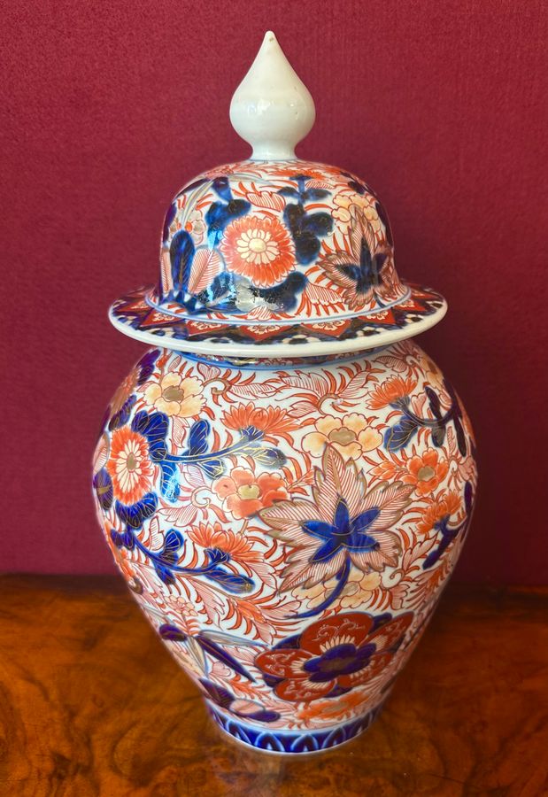 Antique A good Imari vase circa 1890