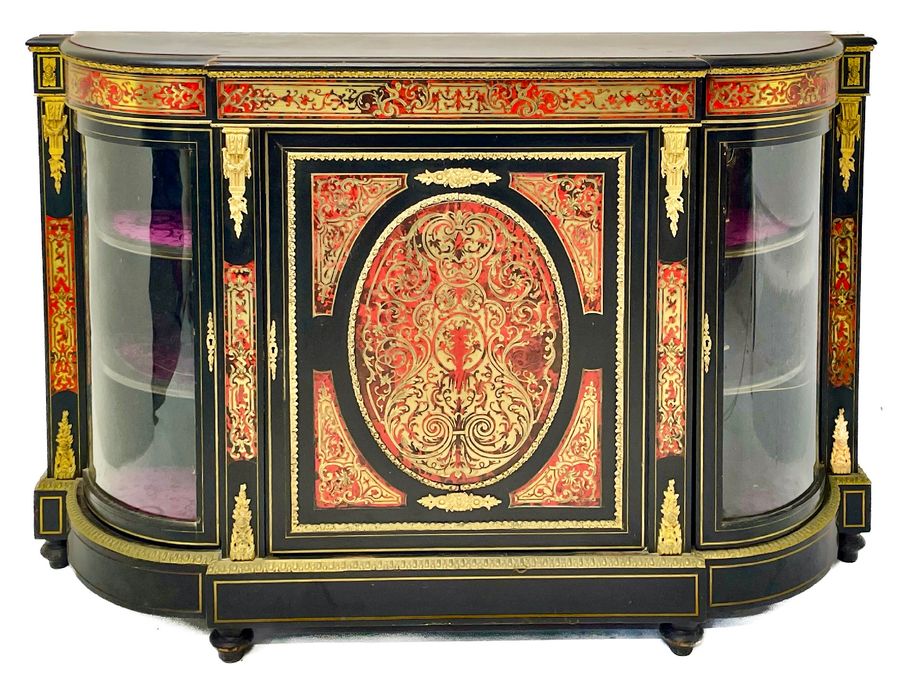 Víctor Boulle credenza, circa 1875