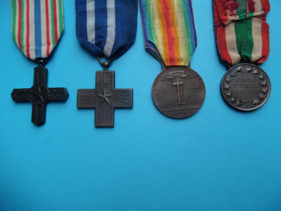 Antique Italian WW1 Medals