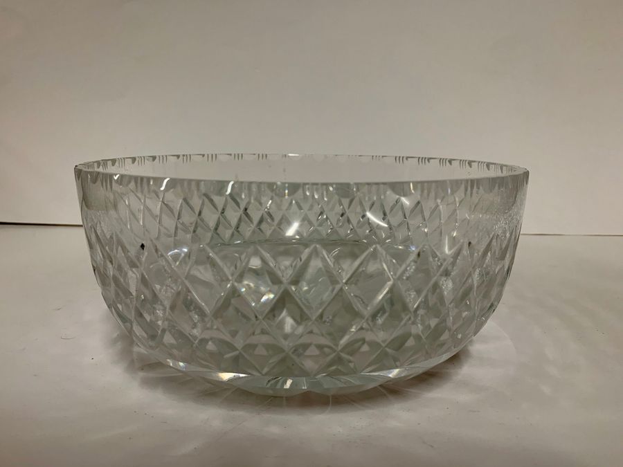 Clear Glass Fruit Bowl, Circular & Diamond Cut Decoration, Circa Mid 20th Century