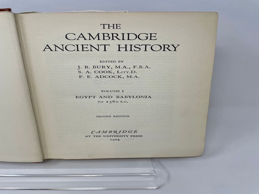 Antique Fifteen Volumes Of The Cambridge Ancient History, J. B. Bury, S. A. Cook, F. E. Adcock & M. P. Charlesworth, Circa 1924-1960