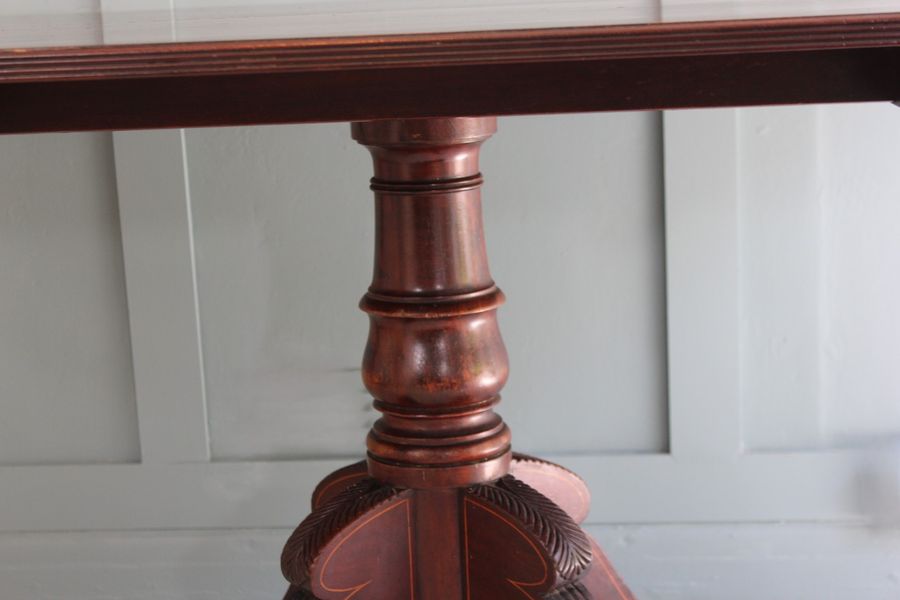 Antique Fine Regency Mahogany Breakfast table