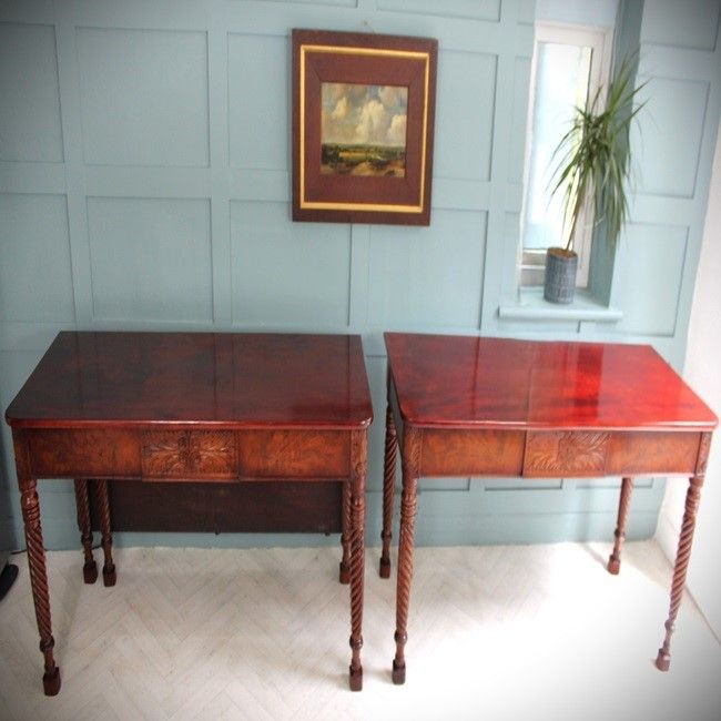 Antique Federal Amercian Cuban Mahogany Dining Table