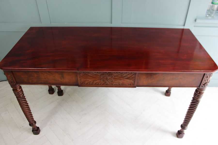 Antique Federal Amercian Cuban Mahogany Dining Table