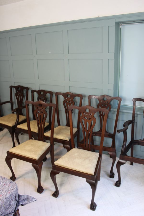 Antique Set of seven Antique Chippendale style dining chairs