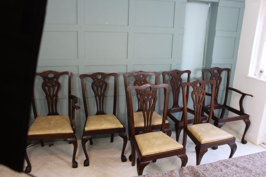 Antique Set of seven Antique Chippendale style dining chairs