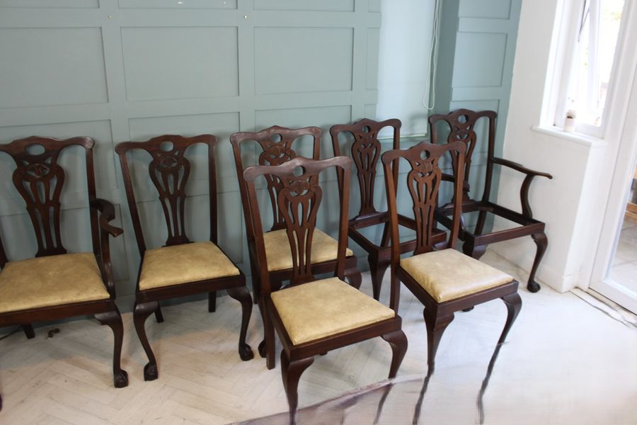 Antique Set of seven Antique Chippendale style dining chairs